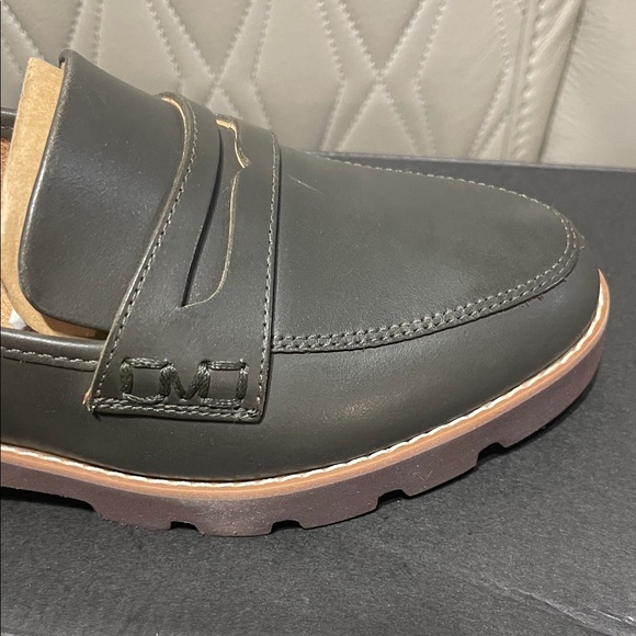 Vionic Leather Loafers in Dark Brown - Picture 9 of 9